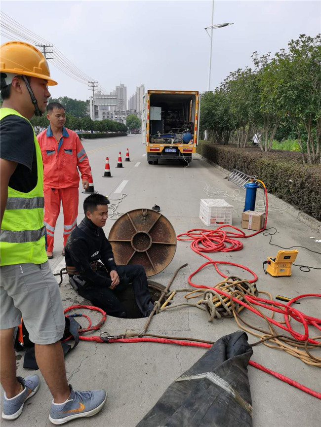 册亨翻衬法管道修复技术主要工序